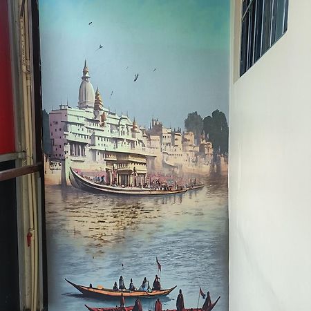 Saraswati Palace バラナシ エクステリア 写真