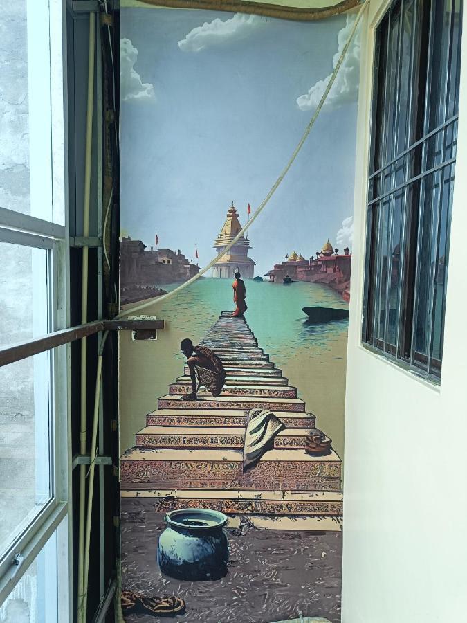 Saraswati Palace バラナシ エクステリア 写真